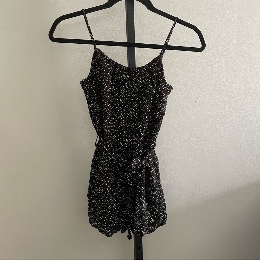 Abercrombie Kids Black and White Polka Dot Romper Size 9/10